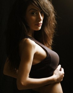 Ava The Assyrian Queen